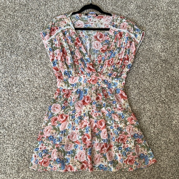 Zara size Large Floral Printed Dress - Picture 1 of 5